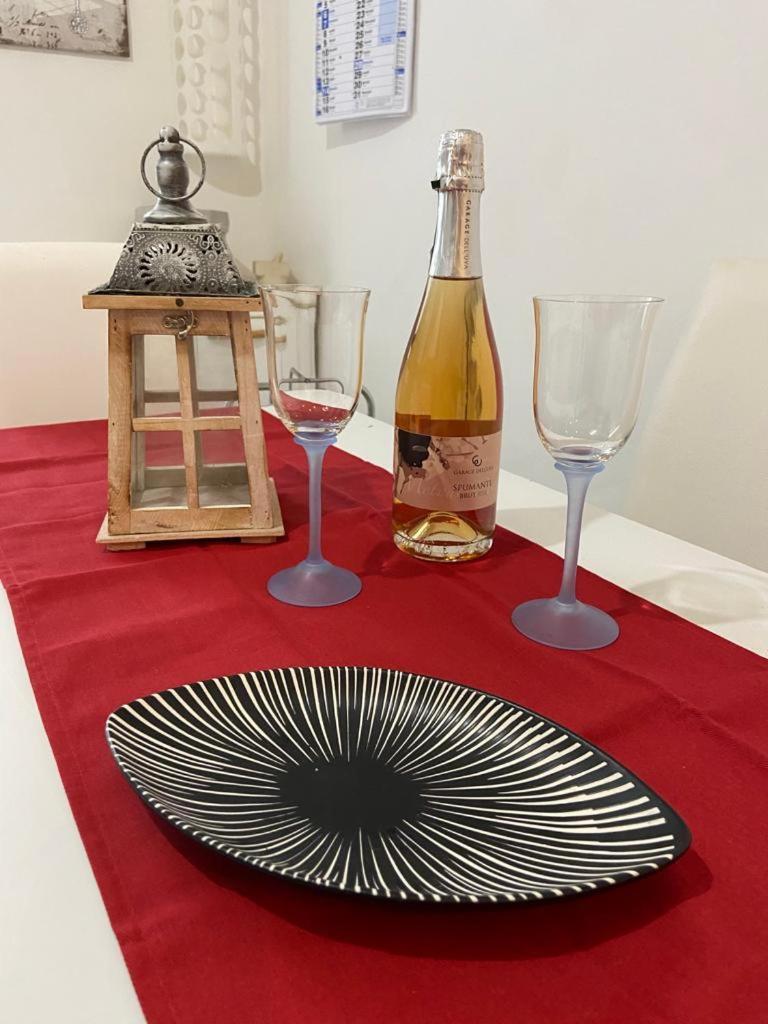 לה ספציה Glitter Home מראה חיצוני תמונה
