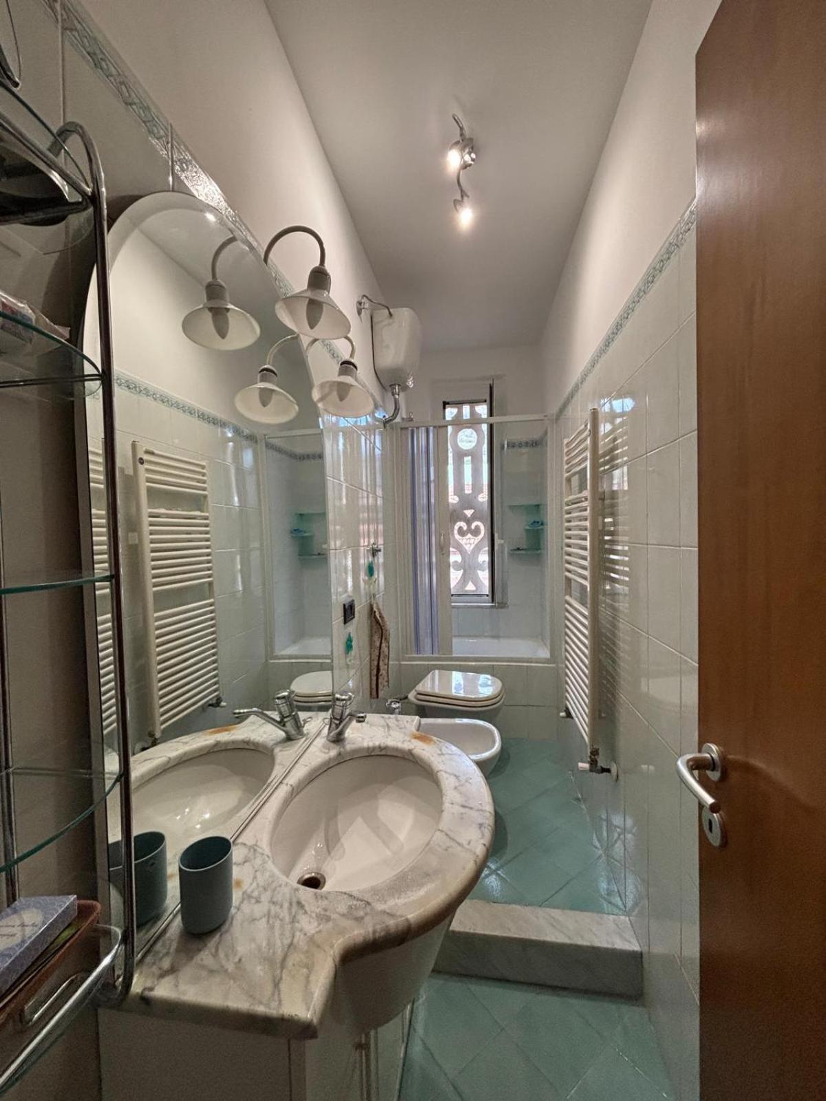 לה ספציה Glitter Home מראה חיצוני תמונה